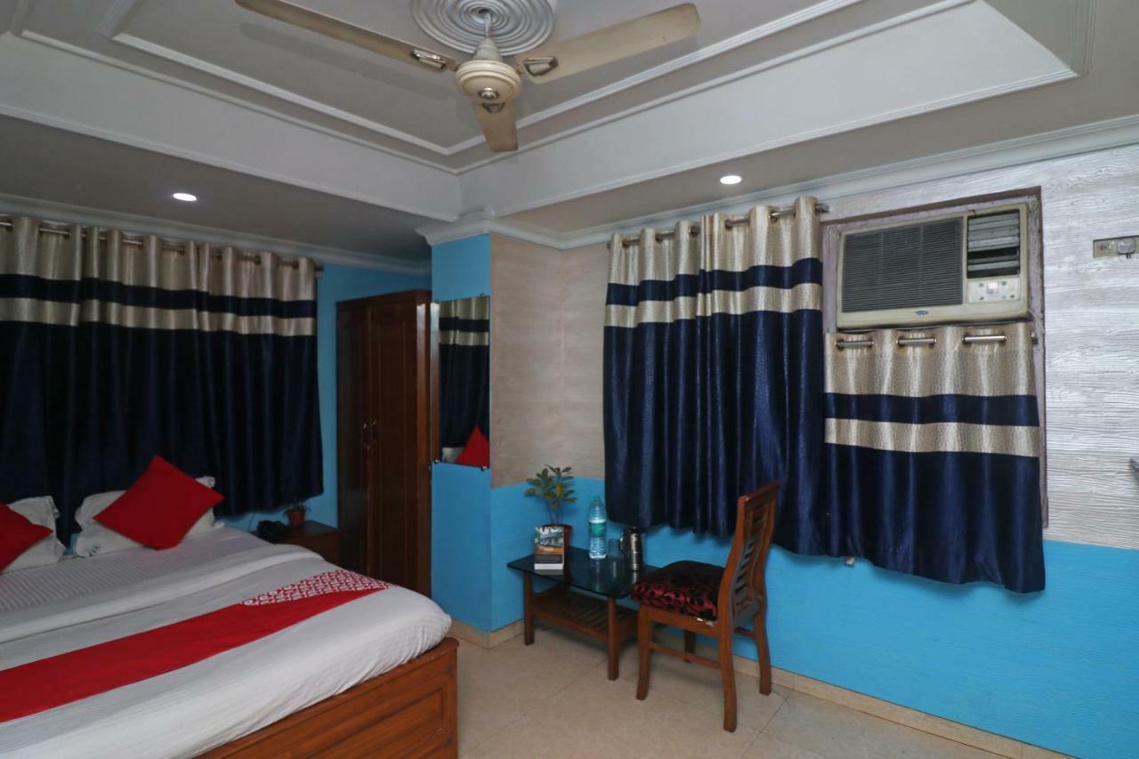 Oyo 16209 ホテル アンバル パレス Calcutta Calcutta Bara Bazar エクステリア 写真